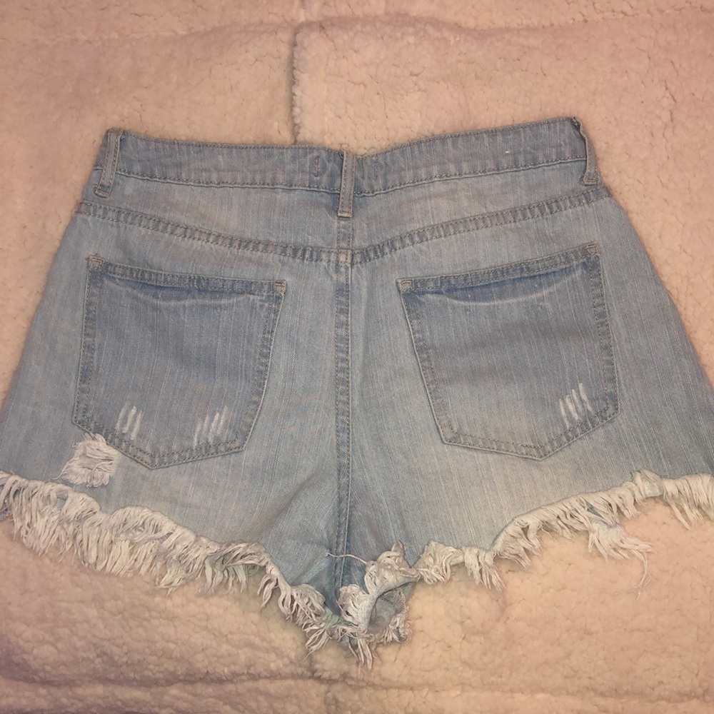 Short - Picture 2 of 3